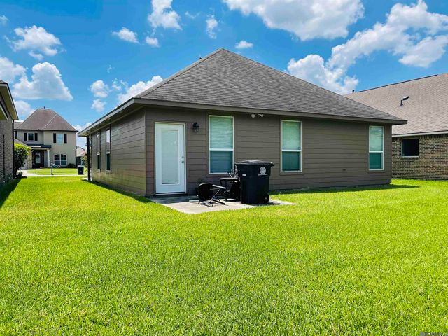 14053 Stonegate Dr, Baton Rouge, LA 70816