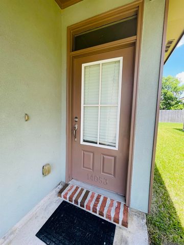 14053 Stonegate Dr, Baton Rouge, LA 70816