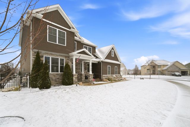 2102 Pradera Trail, Chesterton, IN 46304