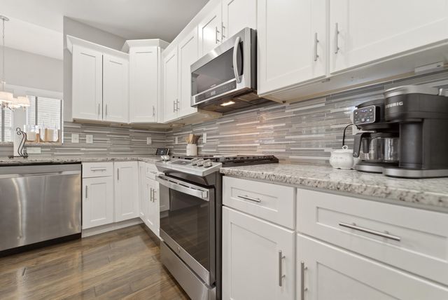 2102 Pradera Trail, Chesterton, IN 46304