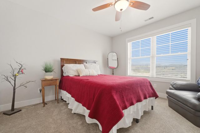 2102 Pradera Trail, Chesterton, IN 46304