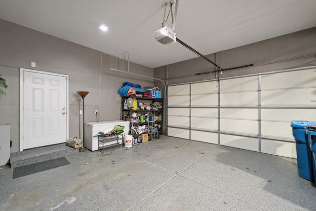 2102 Pradera Trail, Chesterton, IN 46304