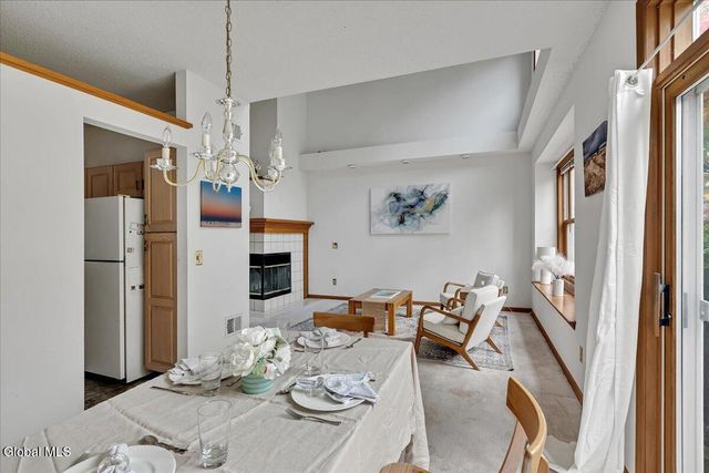 26 Malibu Hill, East Greenbush, NY 12144