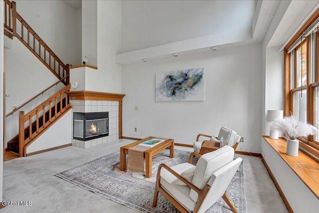 26 Malibu Hill, East Greenbush, NY 12144