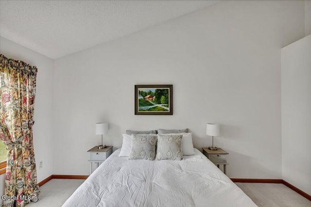 26 Malibu Hill, East Greenbush, NY 12144