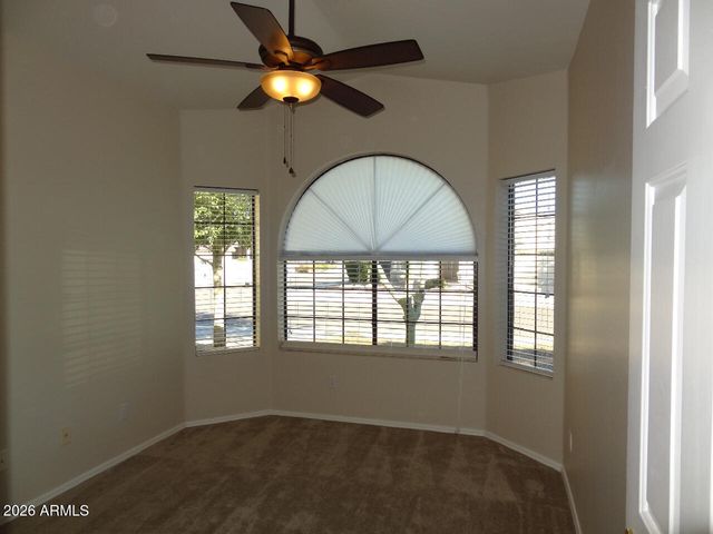 1011 W Samantha Way, Phoenix, AZ 85041