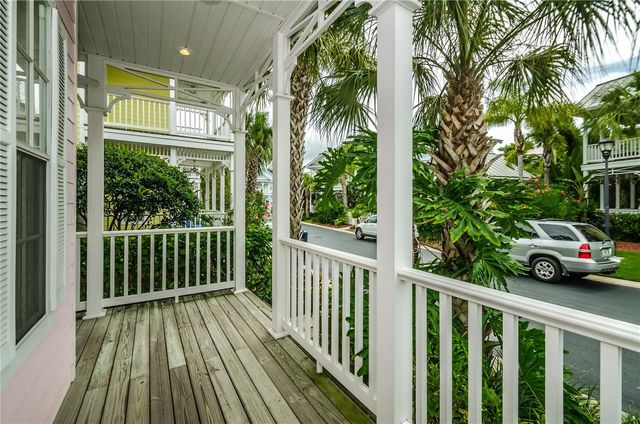 924 HEMINGWAY CIRCLE, Tampa, FL 33602