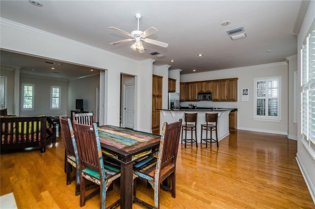 924 HEMINGWAY CIRCLE, Tampa, FL 33602