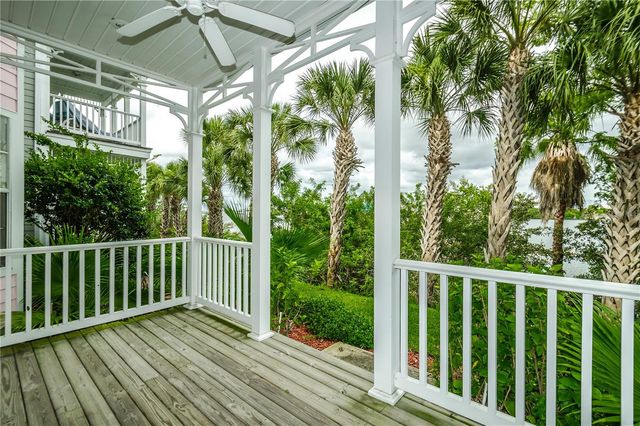 924 HEMINGWAY CIRCLE, Tampa, FL 33602