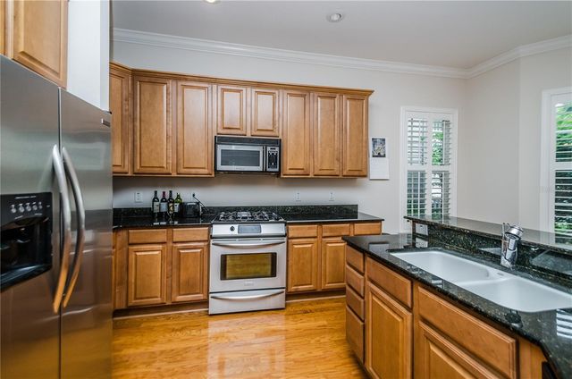 924 HEMINGWAY CIRCLE, Tampa, FL 33602