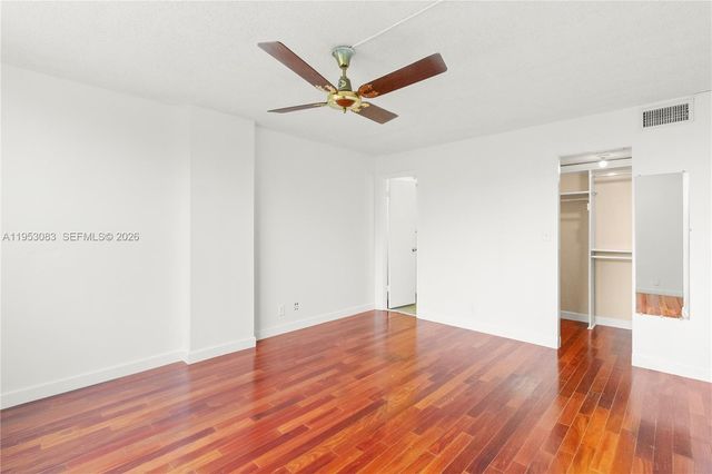 117 Royal Park Dr 3H, Oakland Park, FL 33309