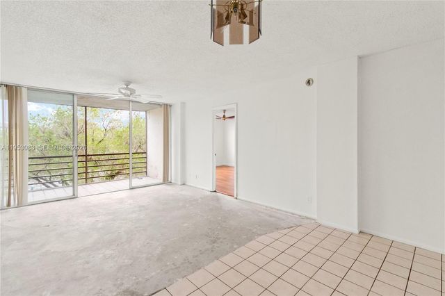 117 Royal Park Dr 3H, Oakland Park, FL 33309