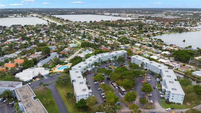 117 Royal Park Dr 3H, Oakland Park, FL 33309