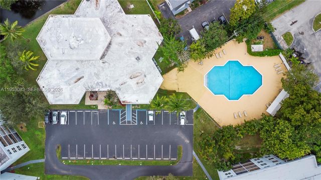 117 Royal Park Dr 3H, Oakland Park, FL 33309