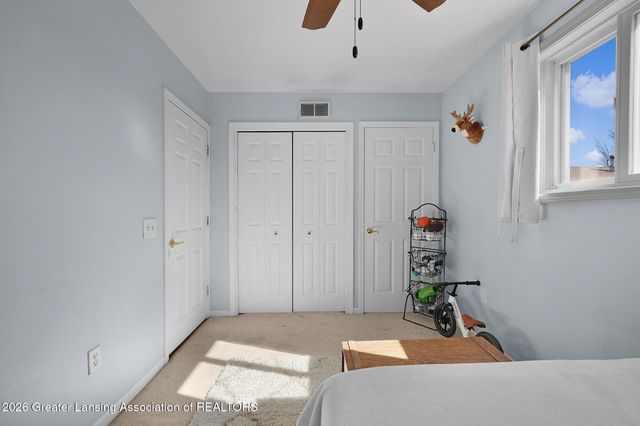 9604 Island Highway, Eaton Rapids, MI 48827