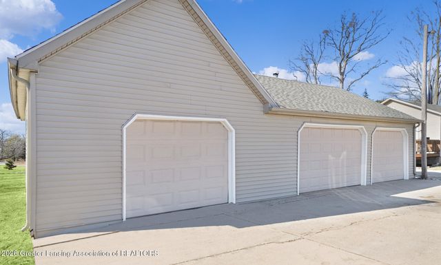 9604 Island Highway, Eaton Rapids, MI 48827