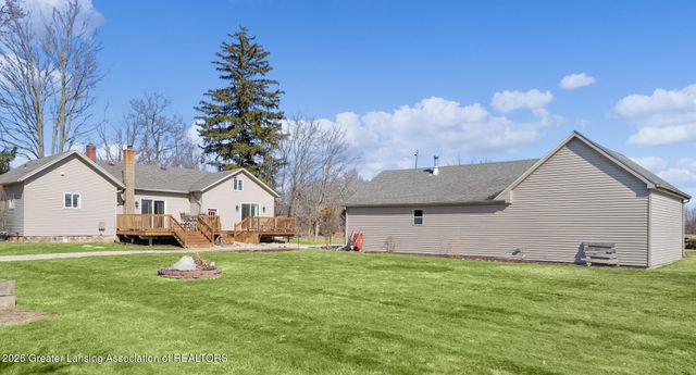 9604 Island Highway, Eaton Rapids, MI 48827