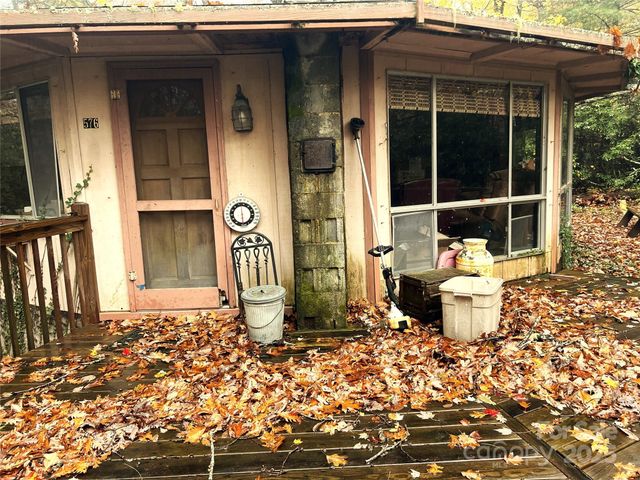 576 Faraway Hill, Lake Toxaway, NC 28747