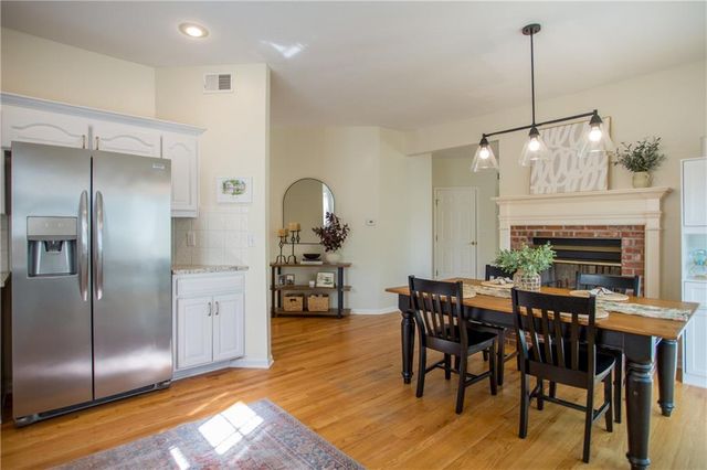 10803 W 132nd Terrace, Overland Park, KS 66213