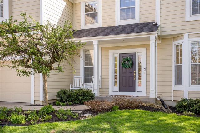 10803 W 132nd Terrace, Overland Park, KS 66213