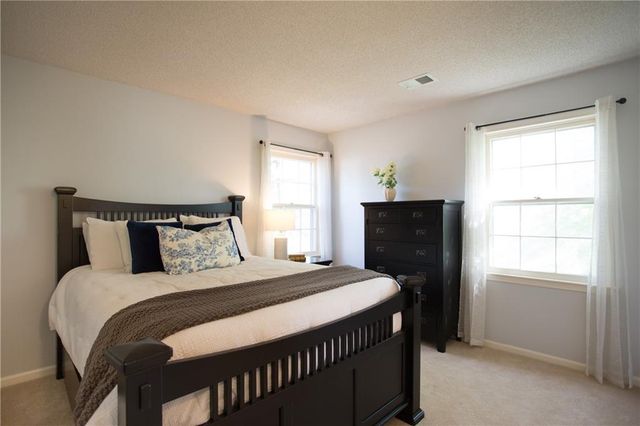 10803 W 132nd Terrace, Overland Park, KS 66213