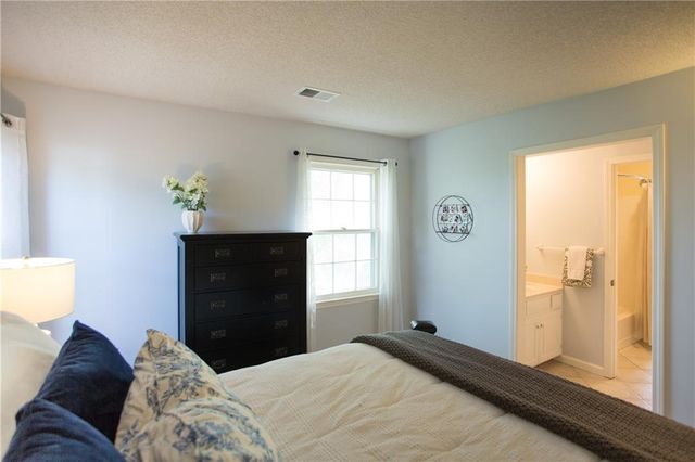 10803 W 132nd Terrace, Overland Park, KS 66213