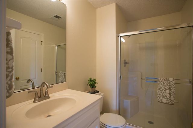 10803 W 132nd Terrace, Overland Park, KS 66213