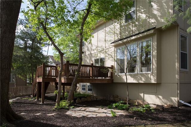 10803 W 132nd Terrace, Overland Park, KS 66213