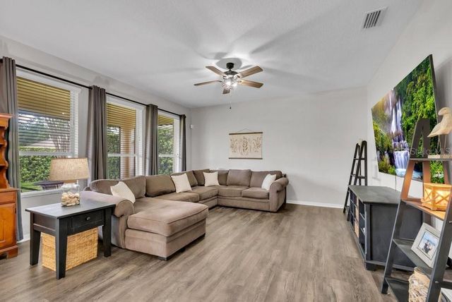 5119 SANDERLING RIDGE DRIVE, Lithia, FL 33547