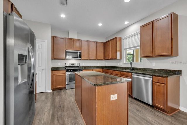 5119 SANDERLING RIDGE DRIVE, Lithia, FL 33547