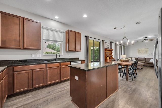 5119 SANDERLING RIDGE DRIVE, Lithia, FL 33547