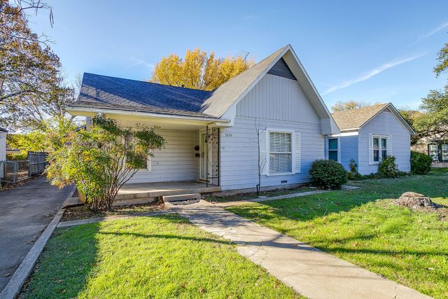 3224 Cockrell Avenue, Fort Worth, TX 76109