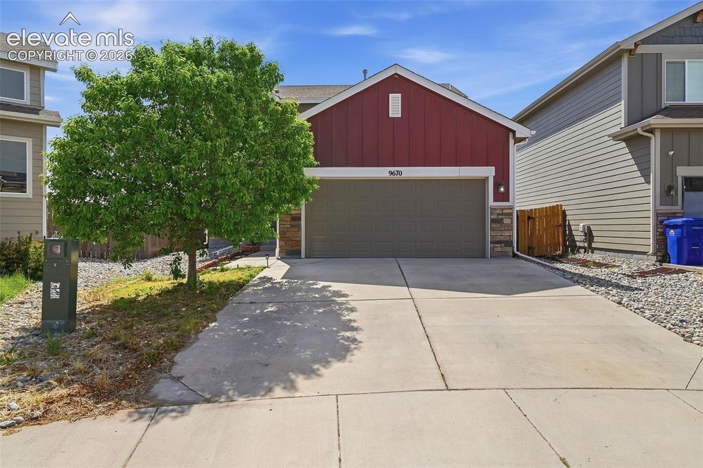 9670 Silver Stirrup Drive, Colorado Springs, CO 80925 — exterior