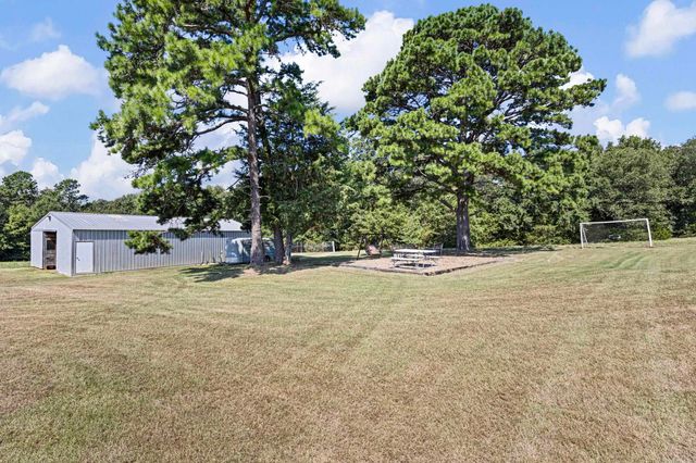 552 Private Road 3310, Clarksville, AR 72830