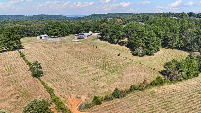552 Private Road 3310, Clarksville, AR 72830