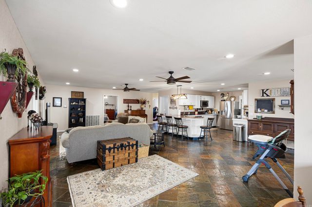 552 Private Road 3310, Clarksville, AR 72830