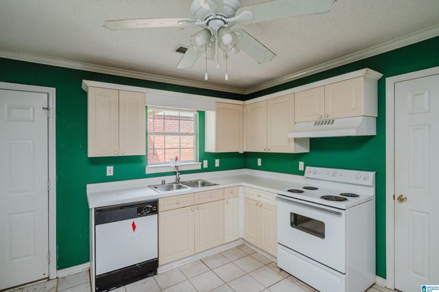 1849 WOODVINE LANE, Birmingham, AL 35215