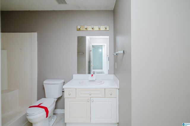 1849 WOODVINE LANE, Birmingham, AL 35215