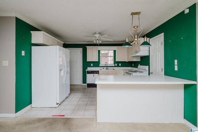 1849 WOODVINE LANE, Birmingham, AL 35215