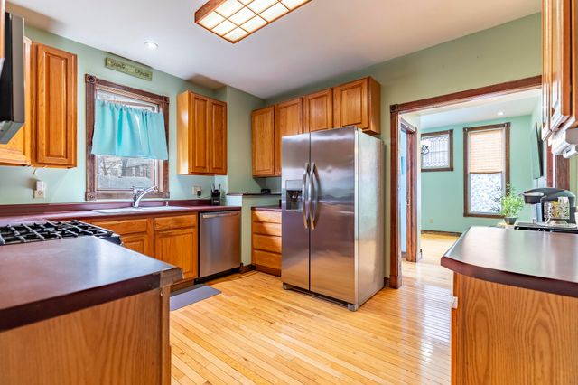34 Webb Street, Hammond, IN 46320