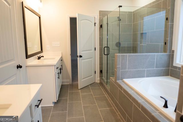 101 Chambers Creek Circle, Bonaire, GA 31005