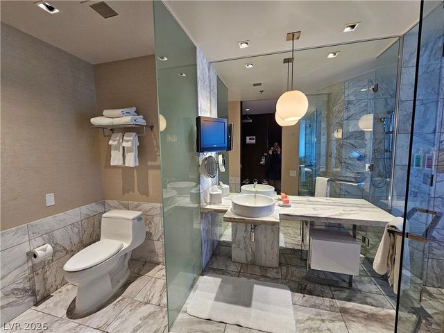 4381 West Flamingo Road 2116, Las Vegas, NV 89103