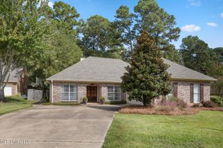 1019 Riverchase North Drive, Brandon, MS 39047