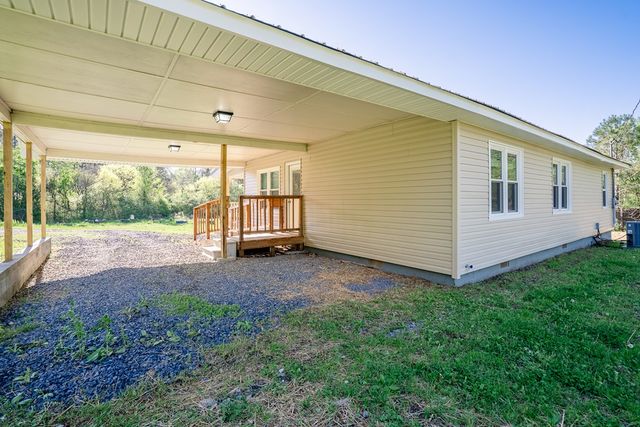 152 Bertha Way, Dalton, GA 30721