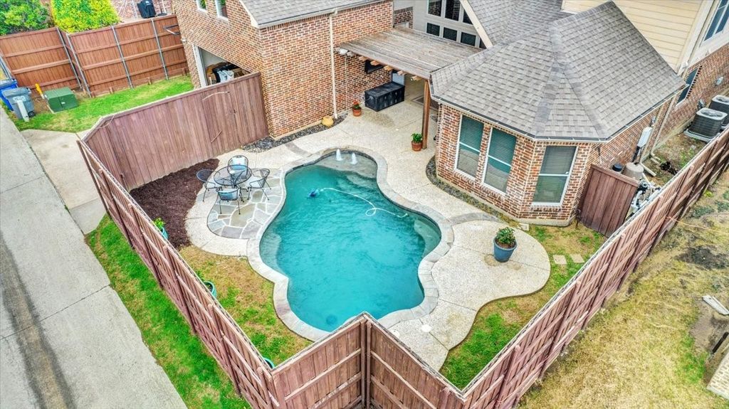 2015 Midhurst Drive, Allen, TX 75013