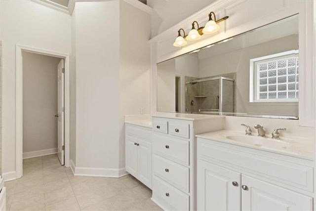 19430 W 98th Street, Lenexa, KS 66220