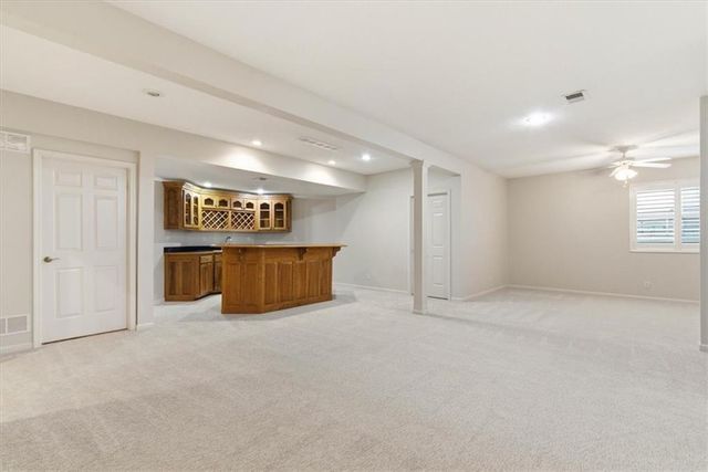 19430 W 98th Street, Lenexa, KS 66220