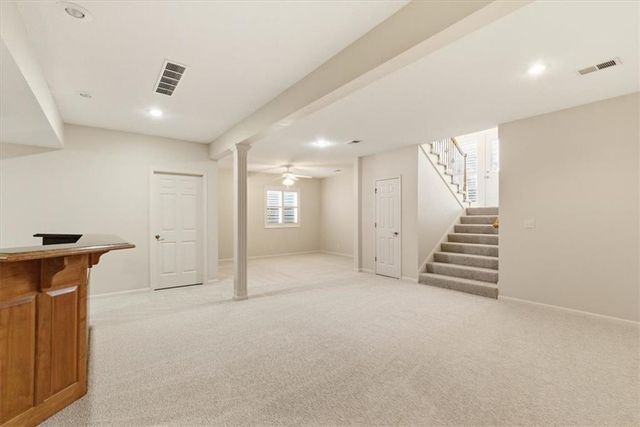 19430 W 98th Street, Lenexa, KS 66220