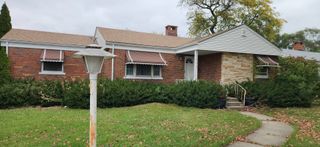 10072 Drury Lane, Westchester, IL 60154