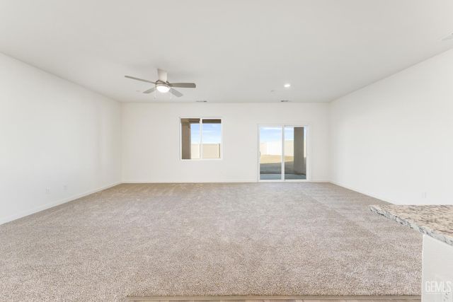 7523 Rambutan Place, Bakersfield, CA 93313